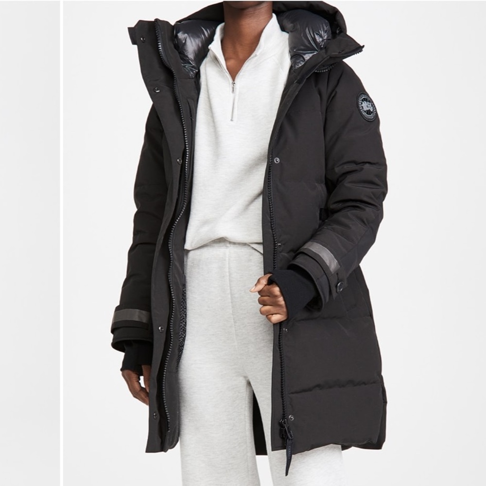 CANADA GOOSE DOWN COAT - Picture 3 of 13